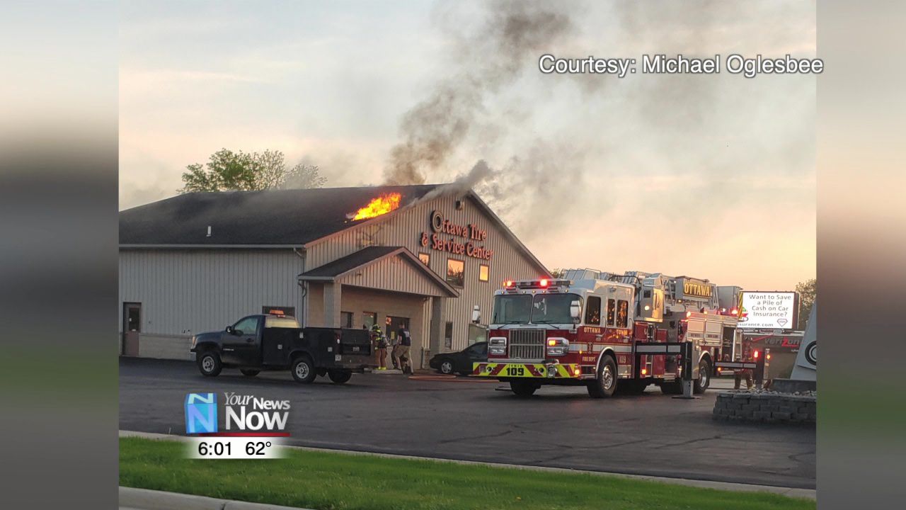Fire damages Ottawa business1.jpg